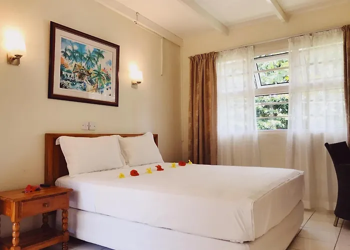Panorama Guesthouse Apartments Beau Vallon Beach Apartment