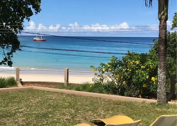 Panorama Guesthouse Apartments Beau Vallon Beach Apartment *