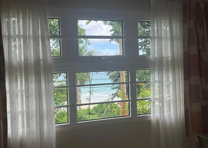 Panorama Guesthouse Apartments Beau Vallon Beach
