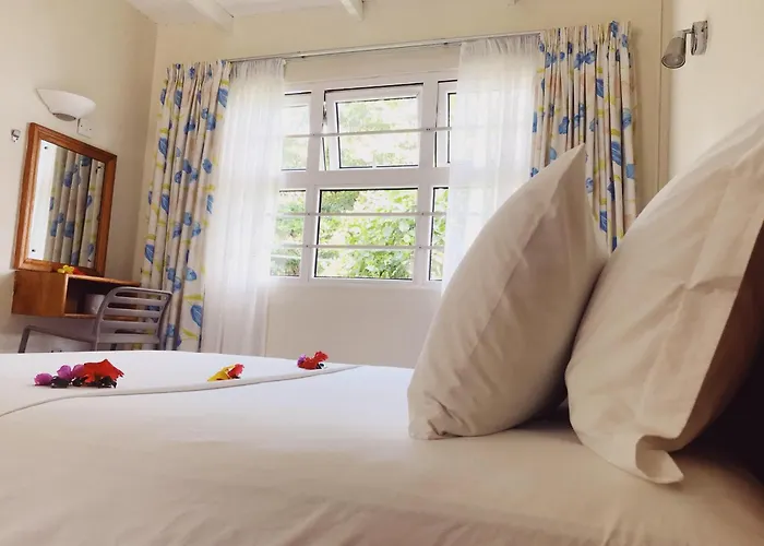 Panorama Guesthouse Apartments Beau Vallon Beach Apartment *