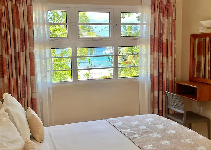 Apartment Panorama Guesthouse Apartments Beau Vallon Beach *